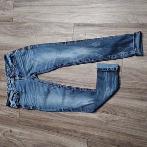 Buckle Women's Faded Blue Skinny Jeans